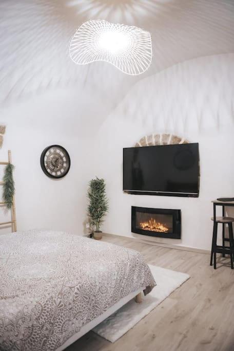 Appartement 2 Pieces Jacuzzi Brioude Esterno foto